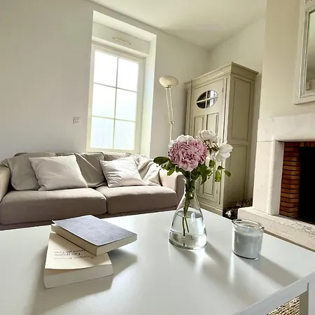 Adorable Maison Dans Lauthentique Quartier De La Chaume Avec Jardin 4Prs Feriehus